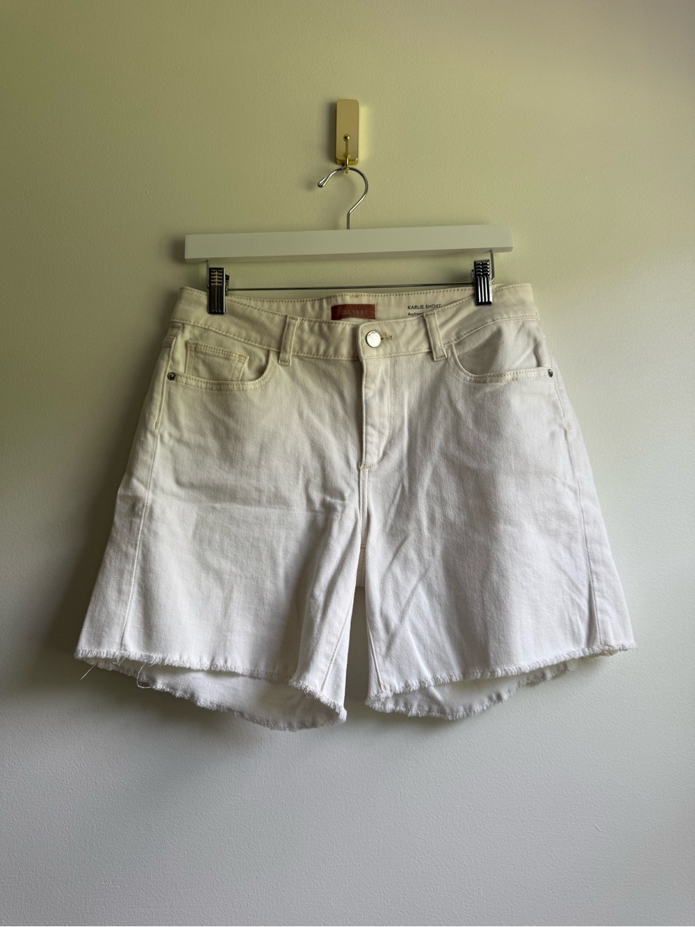 DL 1961 white Karlie shorts